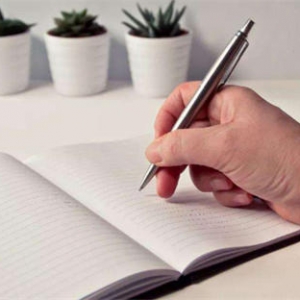 写文章很痛苦怎么办