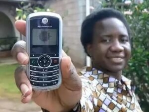 无脑操作，单账号日收益300+，闲鱼上的冷门项目