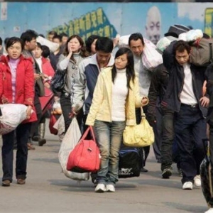 除了进厂打螺丝，做这4种生意不会比打工挣钱少